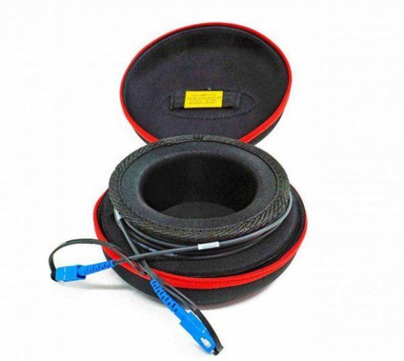 FIB Launch Disc Style #1 100 meters Singlemode SMF28 Ultra, 1.5 meter Pigtails, SC/UPC Connectors Both Ends  FIB Launch Disc Style #1 100 meters Singlemode SMF28 Ultra, 1.5 meter Pigtails, SC/UPC Connectors Both Ends