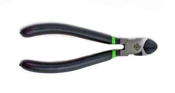 Greenlee Cutting Pliers 6" Diagonal with Dipped Grip  Greenlee Cutting Pliers 6" Diagonal with Dipped Grip